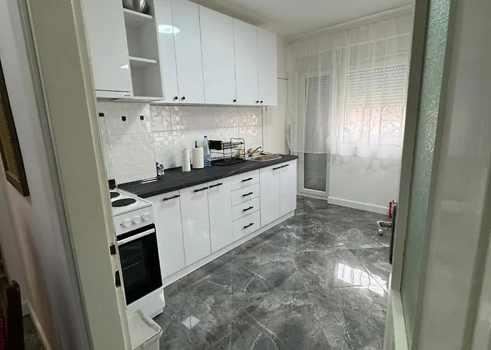 아파트 Anastasija *